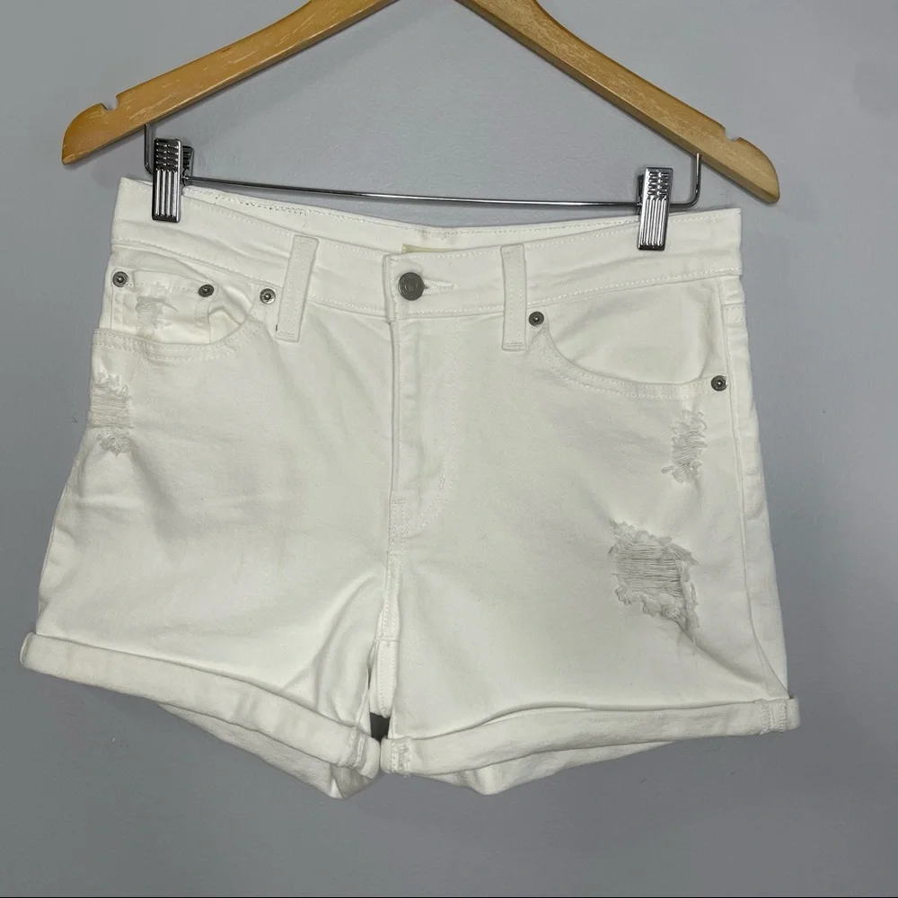 Levi’s Distressed Mid-Length White Shorts - Picture 2 of 9